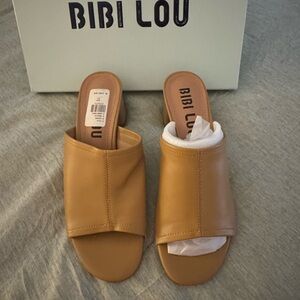 Brand new bibi Lou - block heeled mules